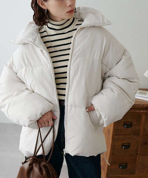 DISCOAT(ディスコート)の「【WEB限定】スタンドカラーダウンコート(ダウンジャケット/コート・レディース・ブラック/ベージュ/アイボリー・FREE)」の8枚目の写真