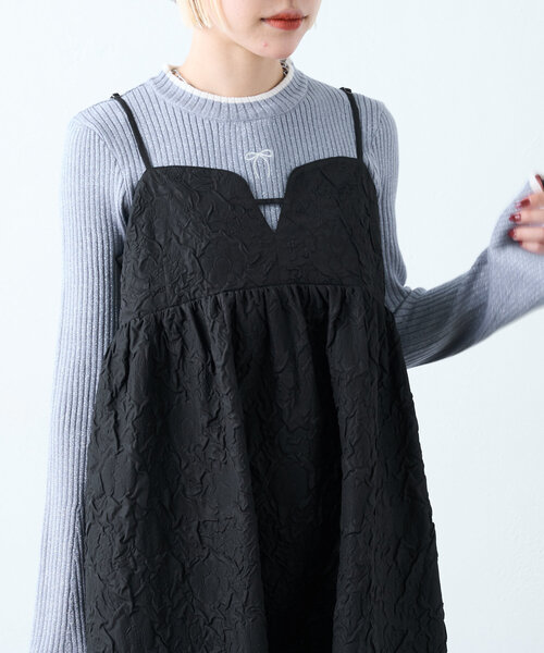 w closet(ダブルクローゼット)の「リボン刺繍リブニット(ニット/セーター・レディース・ブルー/オフホワイト/ブラック/ホワイト系その他・FREE)」の18枚目の写真