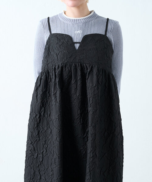 w closet(ダブルクローゼット)の「リボン刺繍リブニット(ニット/セーター・レディース・ブルー/オフホワイト/ブラック/ホワイト系その他・FREE)」の17枚目の写真