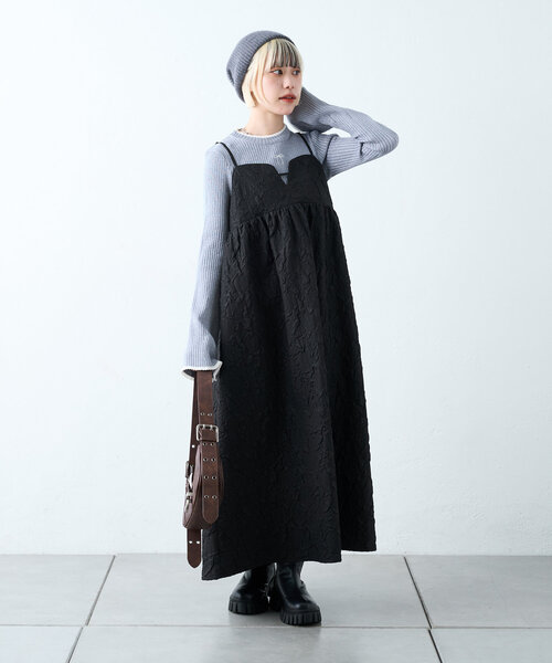 w closet(ダブルクローゼット)の「リボン刺繍リブニット(ニット/セーター・レディース・ブルー/オフホワイト/ブラック/ホワイト系その他・FREE)」の15枚目の写真