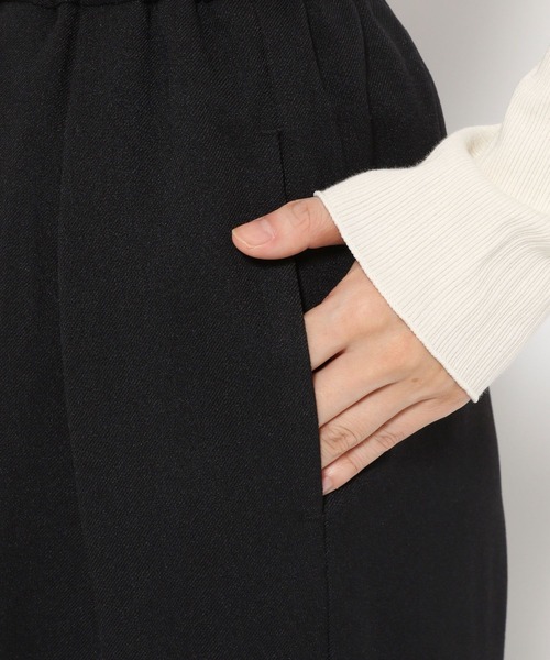 LOWRYS FARM（ローリーズファーム）の「ウールチョウイージーパンツ　144105（スラックス・レディース・ブラウン/ブラック/グレー・MEDIUM/LARGE）」の22枚目の写真