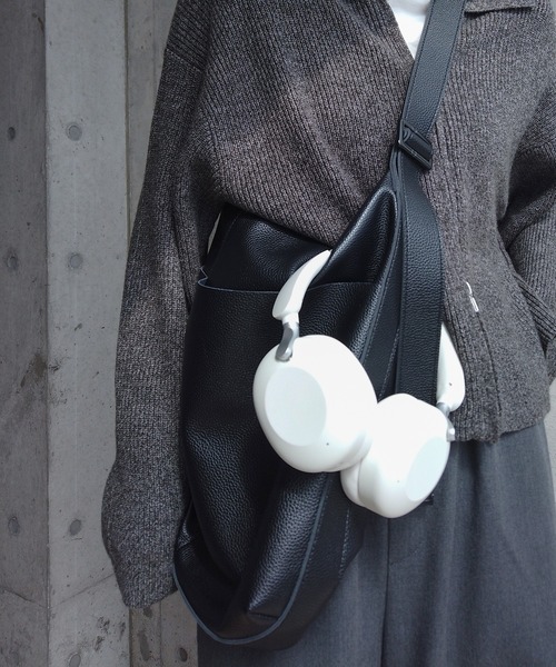 y/m by RIKA（イムバイリカ）の「フェイクレザーショルダーBAG（ショルダーバッグ・レディース・ブラック・FREE）」の9枚目の写真