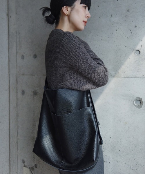 y/m by RIKA（イムバイリカ）の「フェイクレザーショルダーBAG（ショルダーバッグ・レディース・ブラック・FREE）」の12枚目の写真