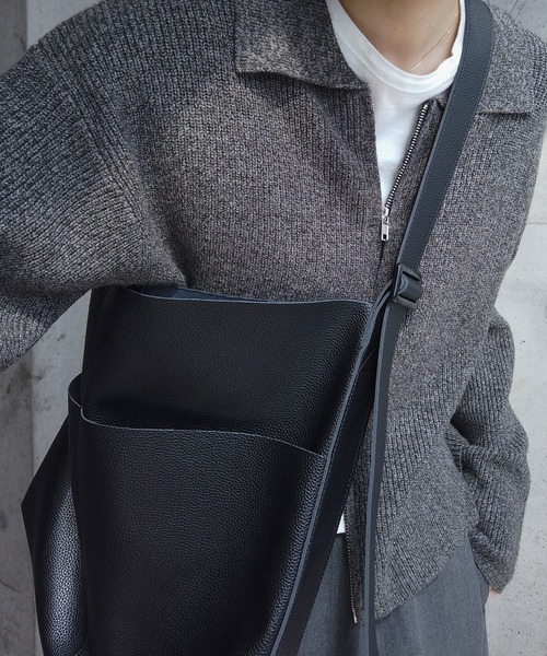 y/m by RIKA（イムバイリカ）の「フェイクレザーショルダーBAG（ショルダーバッグ・レディース・ブラック・FREE）」の14枚目の写真