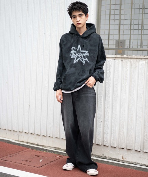 WEGO（ウィゴー）の「WEGO/スノーダイグラフィックビッグパーカー（パーカー・メンズ・ブラック/グレー/ベージュ・FREE）」の4枚目の写真