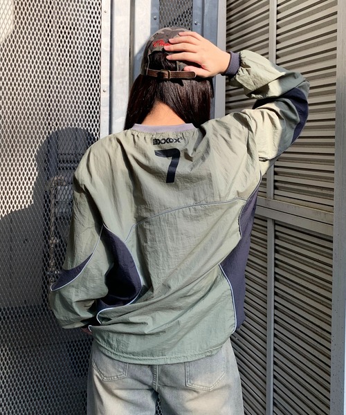 lilful（リルフル）の「ナイロンゲームプルオーバーシャツ（スウェット・レディース・カーキ/グレー・F）」の19枚目の写真