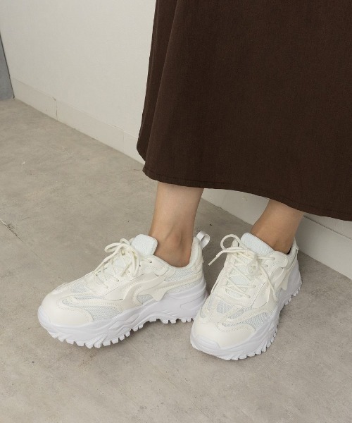 Fabby fabby（ファビィーファビィー）の「メッシュボリュームソールスニーカー（スニーカー・レディース・ブラック/ホワイト・SMALL/MEDIUM/LARGE）」の2枚目の写真