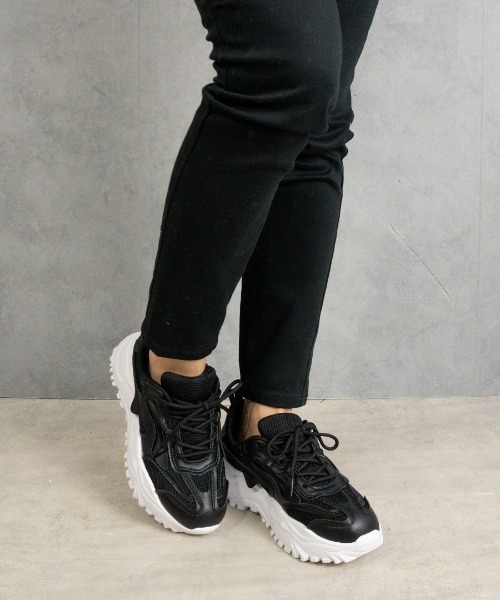 Fabby fabby（ファビィーファビィー）の「メッシュボリュームソールスニーカー（スニーカー・レディース・ブラック/ホワイト・SMALL/MEDIUM/LARGE）」の13枚目の写真