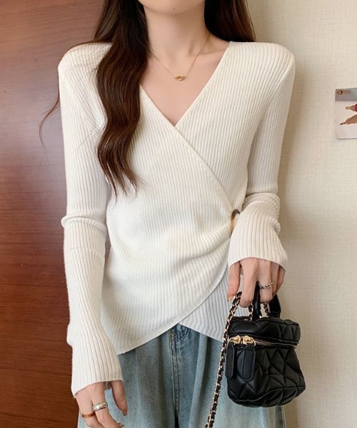 deux amour(ドゥーザムール)の「リングバックルカシュクールニットプルオーバー(ニット/セーター・レディース・ブラウン/ホワイト/ブラック・FREE)」の1枚目の写真