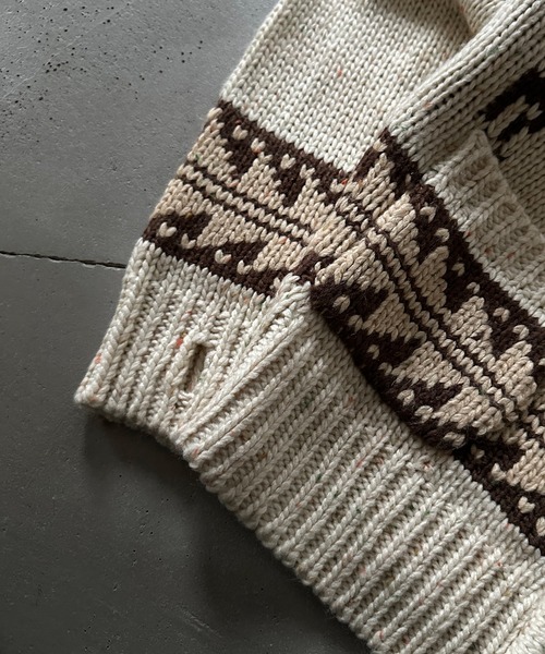 WISH FOR EVER(ウィッシュフォーエバー)の「LOW GAUGE COWICHAN NEP KNIT HOODIE/ローゲージカウチンネップニットフーディ(パーカー・メンズ・ネイビー/アイボリー/ブラック/レッド・SMALL/LARGE/MEDIUM)」の17枚目の写真