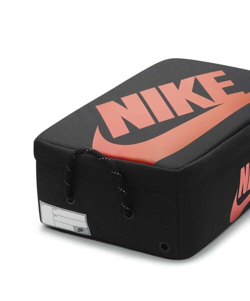 NIKE（ナイキ）の「ナイキ シューズ ボックス バッグ (12L) / Nike Shoe Box Bag (12L) DA7337-010 Black（エコバッグ/サブバッグ・メンズ・ブラック・ONE SIZE）」の7枚目の写真