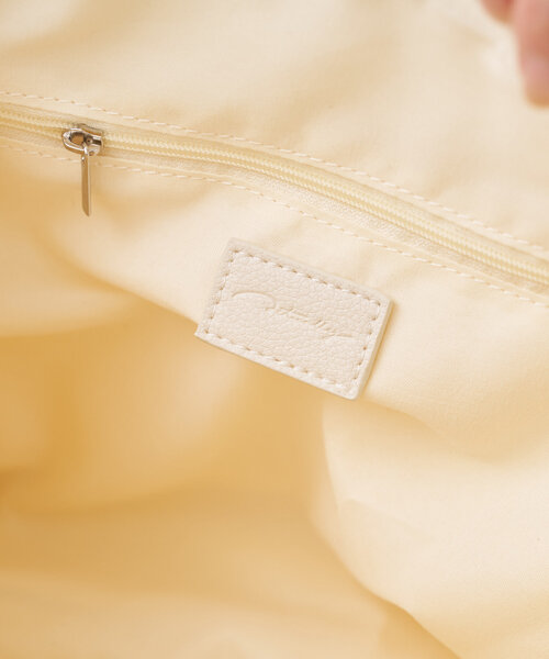 BIRTHDAY BAR（バースデイバー）の「フェイクレザーショルダー シャーリングミニバッグ（トートバッグ・レディース・アイボリー/ブルー/ブラック/ベージュ・0）」の16枚目の写真