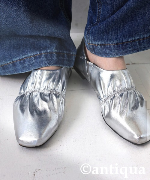 antiqua(アンティカ)の「ギャザーデザインパンプス(パンプス・レディース・ブラック/シルバー・LL/S/M/L)」の17枚目の写真