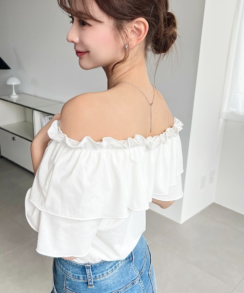 moment+（モーメントプラス）の「マルチウェイオフショルクロスフリルTシャツ（Tシャツ/カットソー・レディース・イエロー/オフホワイト/サックスブルー/ブラック/ピンク・M/L）」の7枚目の写真