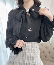 ボウタイ刺繍入りブラウス
