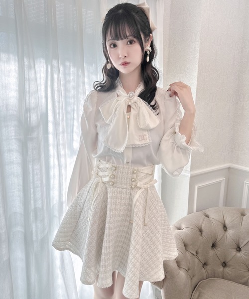 couture BY ROJITA(クチュールバイロジータ)の「ボウタイ刺繍入りブラウス(シャツ/ブラウス・レディース・ホワイト/ブラック・FREE)」の17枚目の写真