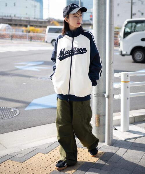 WEGO(ウィゴー)の「WEGO/ラグランライントラックジャケット(ジャージ・メンズ・ワイン/ブラウン/ネイビー・LARGE/MEDIUM)」の22枚目の写真