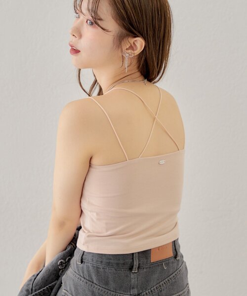 Chico（チコ）の「【2サイズ展開】バッククロスパット付き短丈キャミ（キャミソール・レディース・アイボリー/ブラック/ピンクベージュ/シルバー・SMALL/MEDIUM/LARGE）」の9枚目の写真