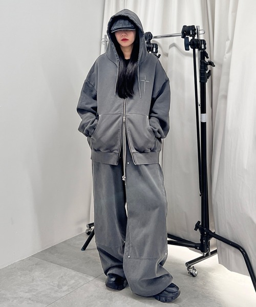 Figments（フィグメンツ）の「ダブルニーサルファースウェットパンツ（スウェットパンツ・レディース・スミクロ・FREE）」の12枚目の写真