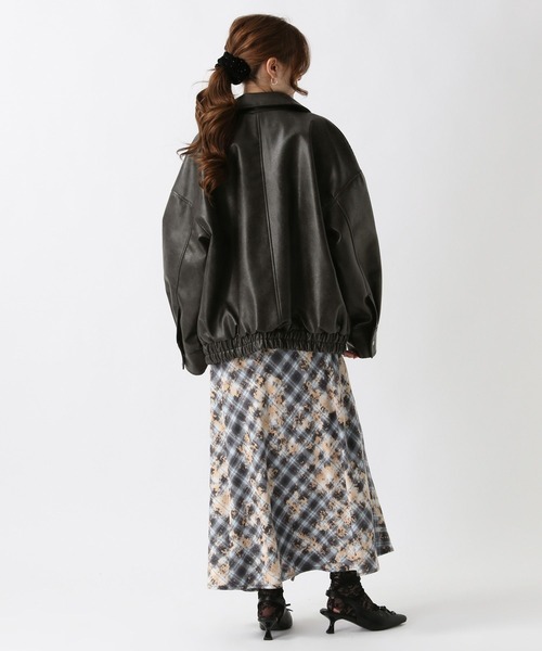 FOREVER 21(フォーエバー トゥエンティーワン)の「【2025SS】ニュアンス柄ロングキャミワンピース(ワンピース・レディース・ブルー/パープル・SMALL/MEDIUM)」の6枚目の写真