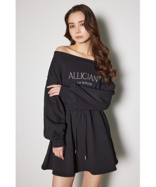 rienda(リエンダ)の「オフショルダースウェットミニフレアワンピース トレーナー 春服(ワンピース・レディース・ブラック/ホワイト/ライトイエロー・FREE)」の15枚目の写真