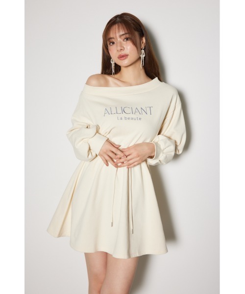 rienda(リエンダ)の「オフショルダースウェットミニフレアワンピース トレーナー 春服(ワンピース・レディース・ブラック/ホワイト/ライトイエロー・FREE)」の21枚目の写真