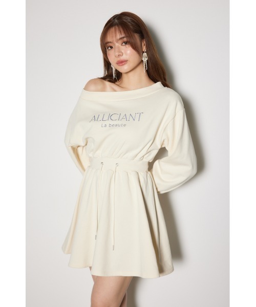 rienda(リエンダ)の「オフショルダースウェットミニフレアワンピース トレーナー 春服(ワンピース・レディース・ブラック/ホワイト/ライトイエロー・FREE)」の22枚目の写真