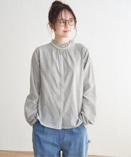 LBC(エルビーシー)の「オーガニックコットン襟フリル2WAYブラウス(シャツ/ブラウス・レディース・イエロー/ライトブルー/グレー/ホワイト・L/M)」の2枚目の写真