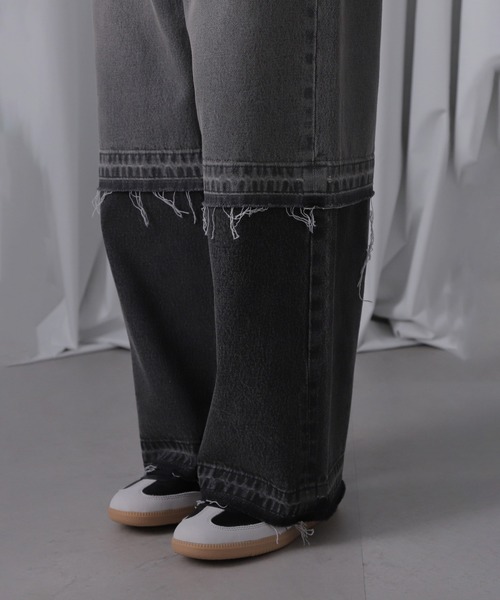 ROSE BUD（ローズバッド）の「パネルデニムパンツ（デニムパンツ・レディース・ブラック/ブルー・S/M）」の12枚目の写真