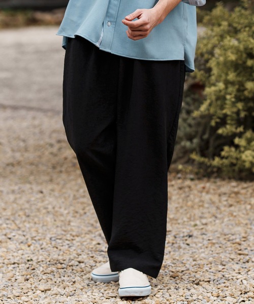 CAMBIO(カンビオ)の「mp13306-Peach Skin Wide Straight Pants ワイドストレートパンツ(その他パンツ・メンズ・ブラック/ベージュ/グレー・S/M/L)」の5枚目の写真