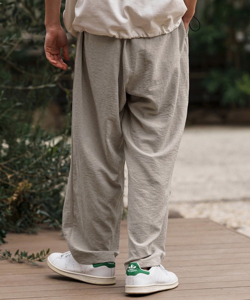 CAMBIO(カンビオ)の「mp13306-Peach Skin Wide Straight Pants ワイドストレートパンツ(その他パンツ・メンズ・ブラック/ベージュ/グレー・S/M/L)」の12枚目の写真