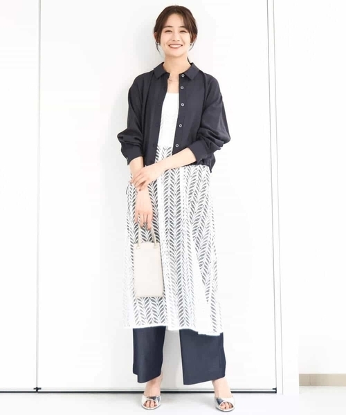 MK MICHEL KLEIN(エムケーミッシェルクラン)の「デニムライクワイドパンツ/洗える(デニムパンツ・レディース・ネイビー・38/36)」の2枚目の写真