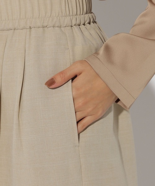 Elura(エルーラ)の「映えラクイージーワイドパンツ<低身長サイズあり>/292397(その他パンツ・レディース・ネイビー/ライトグレー/グレイッシュベージュ・MEDIUM/LARGE/FREE(S))」の9枚目の写真