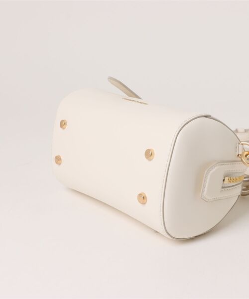 CHARLES & KEITH（チャールズ & キース）の「Enola エノラ ボウリングバッグ（トートバッグ・レディース・クリーム/スミクロ/レンガ・S）」の9枚目の写真