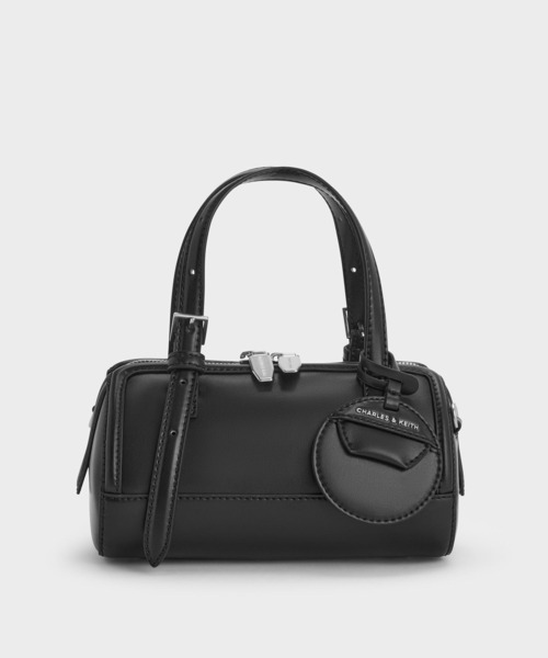 CHARLES & KEITH（チャールズ & キース）の「Enola エノラ ボウリングバッグ（トートバッグ・レディース・クリーム/スミクロ/レンガ・S）」の2枚目の写真