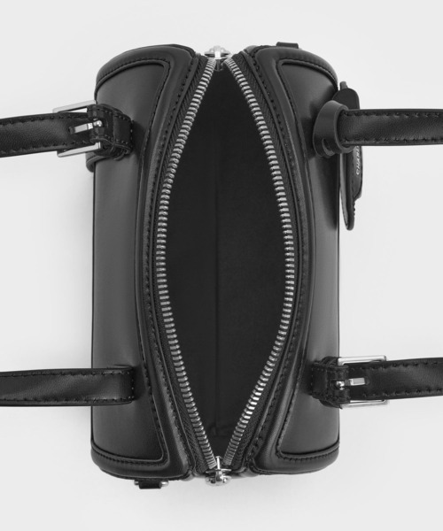 CHARLES & KEITH（チャールズ & キース）の「Enola エノラ ボウリングバッグ（トートバッグ・レディース・クリーム/スミクロ/レンガ・S）」の14枚目の写真