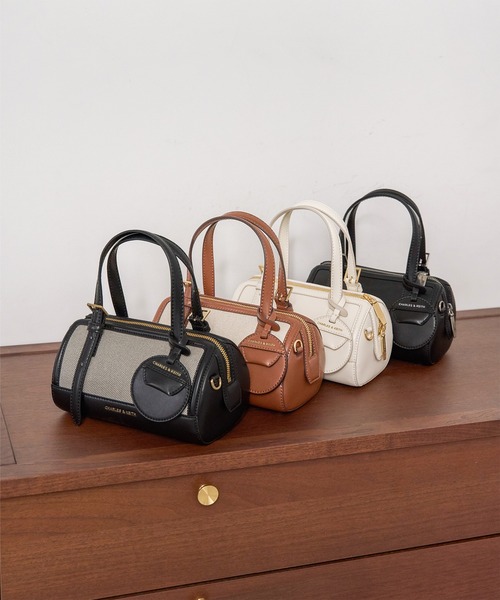 CHARLES & KEITH◆Enola エノラ ボウリングバッグ◆送料込 CHARLES & KEITH｜Enola エノラ ボウリングバッグ | Rakuten