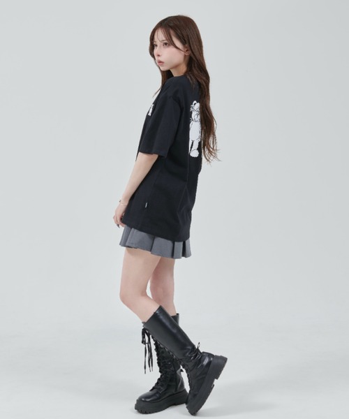 ★OY★EMBOSSED ODOLLY TEE - BLACK★正規品/韓国直送料込/人気 OY HUG DOLLY ODOLLY TEE/全2色[品番：PBIW0003040]｜DAESE