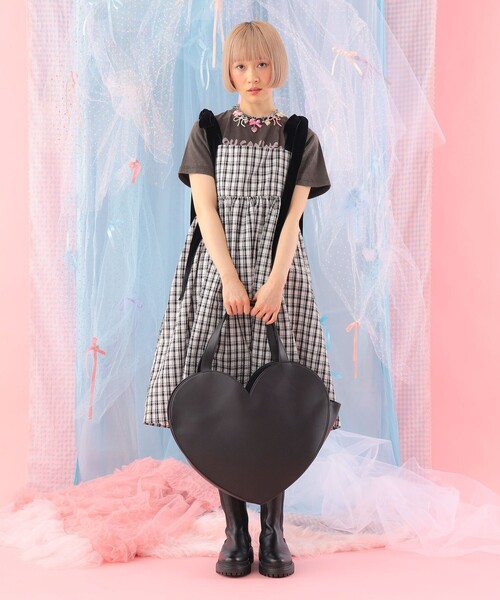 CAROLINA GLASER（カロリナ グレイサー）の「Lara＆Heart / Heart bag（トートバッグ・レディース・ブラック・ONE SIZE）」の4枚目の写真