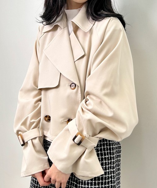 INGNI（イング）の「【WEB限定】ショート丈トレンチコート（トレンチコート・レディース・ベージュ/ライトベージュ・M）」の6枚目の写真