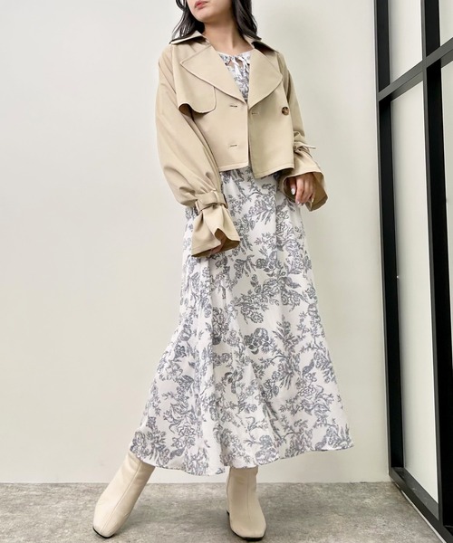 INGNI（イング）の「【WEB限定】ショート丈トレンチコート（トレンチコート・レディース・ベージュ/ライトベージュ・M）」の17枚目の写真