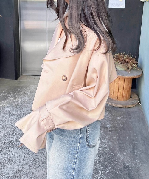 INGNI（イング）の「【WEB限定】ショート丈トレンチコート（トレンチコート・レディース・ベージュ/ライトベージュ・M）」の11枚目の写真