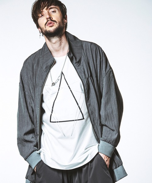 NO ID.(ノーアイディ)の「【NO ID.】Gather Drape Long Track Jacket / ギャザー ドレープ ロング トラック ジャケット(ブルゾン・メンズ・ブラック/グレー・ONE SIZE)」の20枚目の写真