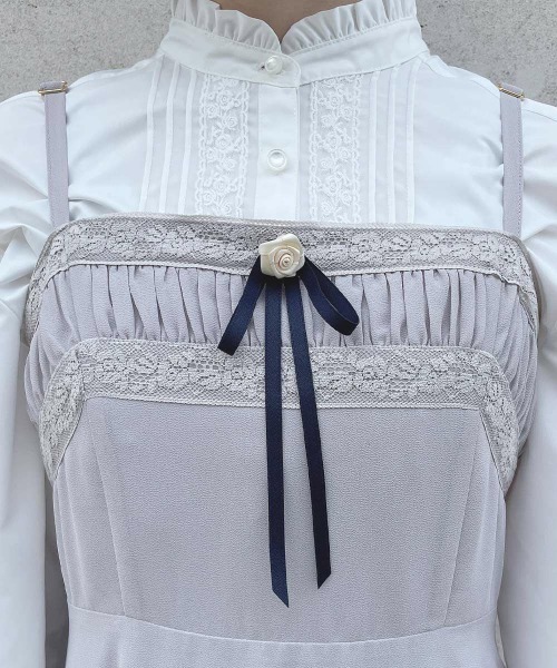 an another angelus(アンアナザーアンジェラス)の「ローズブローチ付きネグリジェ風ワンピース/ fint フィント(ワンピース・レディース・ライトグレー/ブラック・FREE)」の14枚目の写真