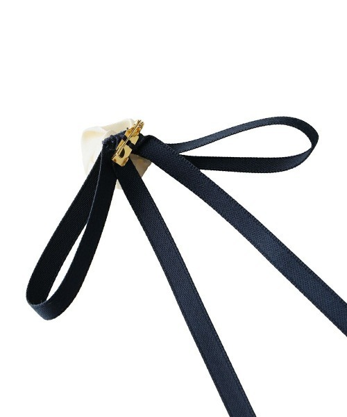 an another angelus(アンアナザーアンジェラス)の「ローズブローチ付きネグリジェ風ワンピース/ fint フィント(ワンピース・レディース・ライトグレー/ブラック・FREE)」の15枚目の写真