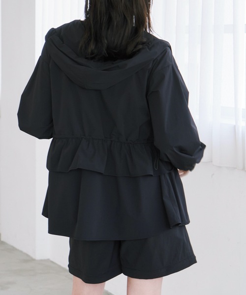 【新品タグ付き】Emma Taylor パーカー 黒 Emma Taylor パーカー ダンボールジップアップパーカー