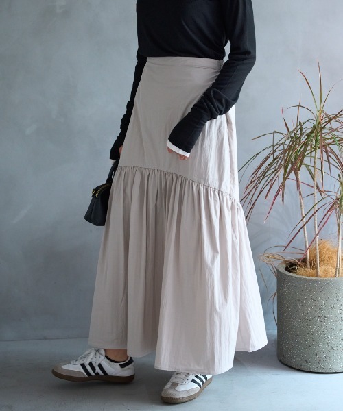 model：162cm / size：F