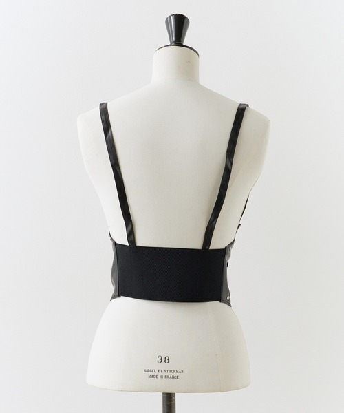 トップス leather bisuche 3color 】フェイクレザービスチェドッキングシースルートップス