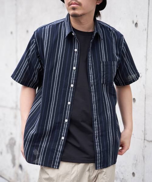 ikka(イッカ)の「パナマレギュラーカラーシャツ(シャツ/ブラウス・メンズ・オレンジ/ネイビー/ベージュ/オフホワイト/ブルー/オリーブ・S/M/L/XL)」の8枚目の写真
