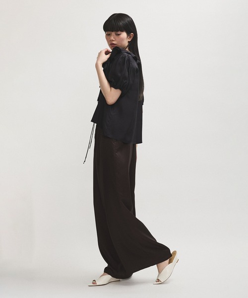 PROVOKE (プロヴォーク)の「【PROVOKE(プロヴォーク)】別注 cupro raffle collar blouse(シャツ/ブラウス・レディース・チャコールグレー/ホワイト系その他・FREE)」の5枚目の写真